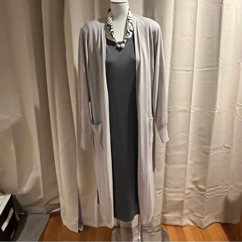 Uniqlo Light Gray Longline Open Front Cardigan with pockets